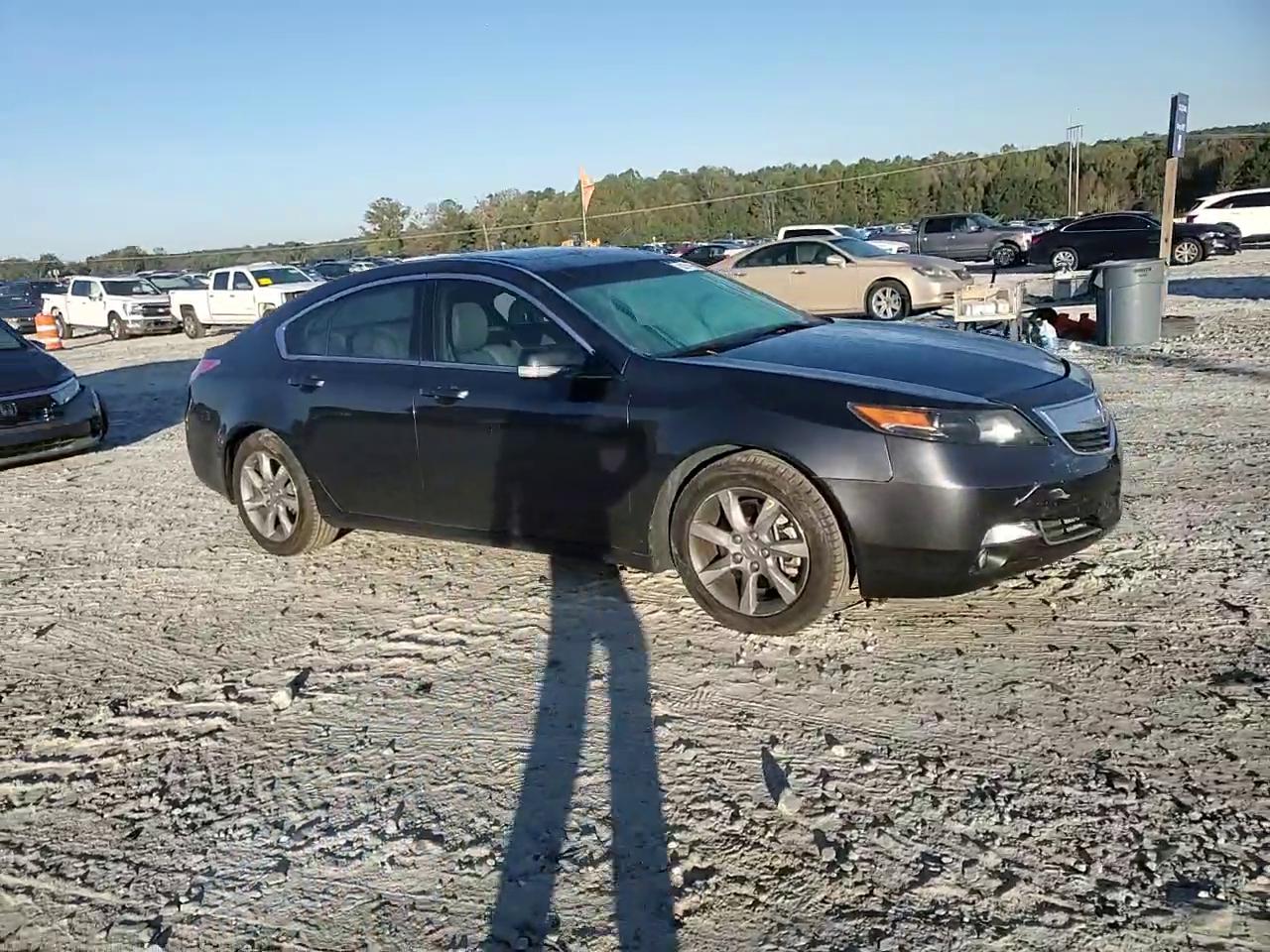 Фото: 19UUA8F54DA001699