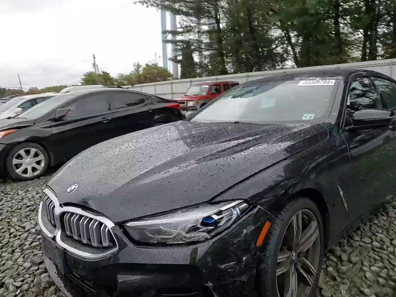 Фото: WBAGV4C07RCN68743