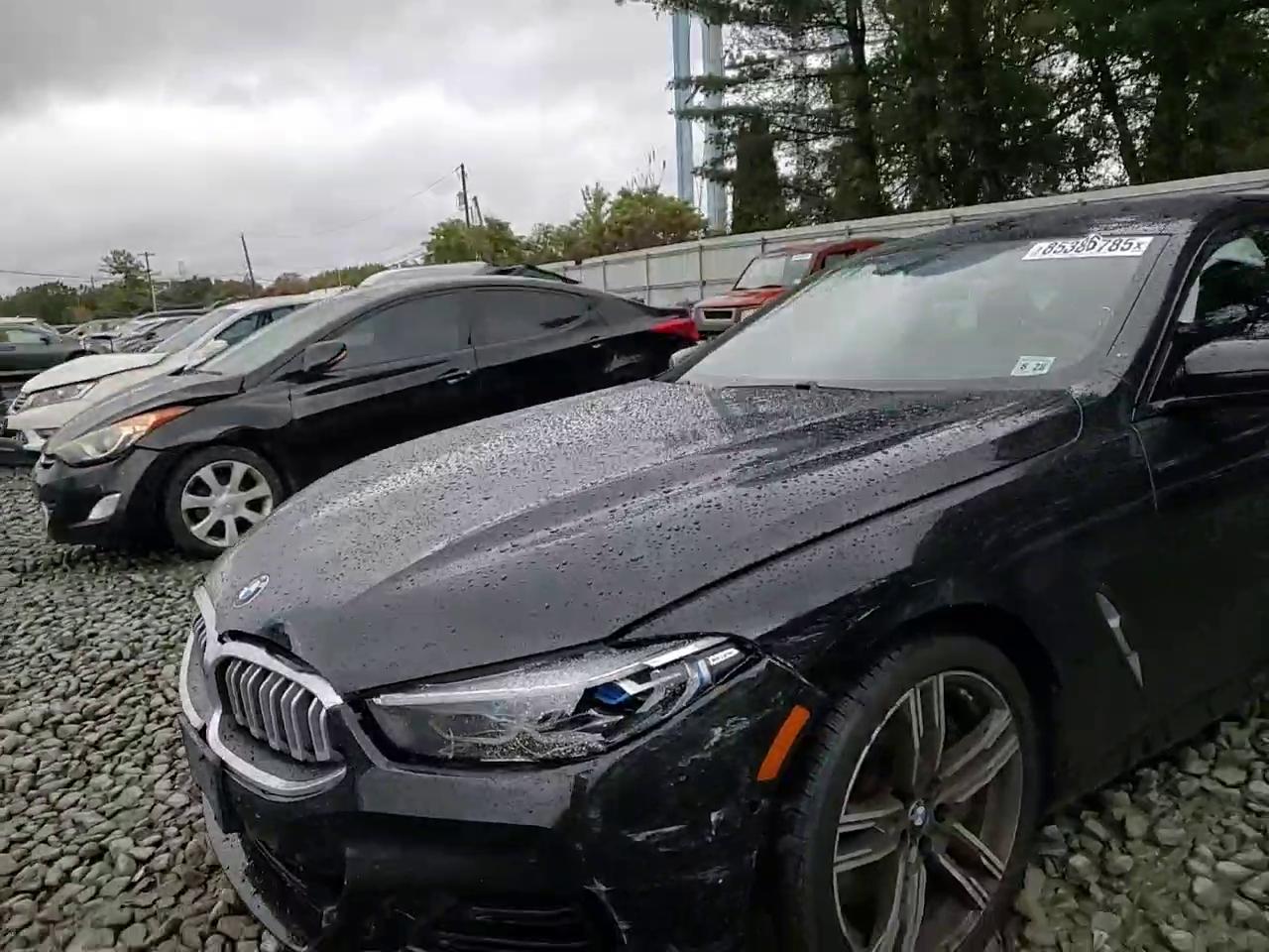 Фото: WBAGV4C07RCN68743