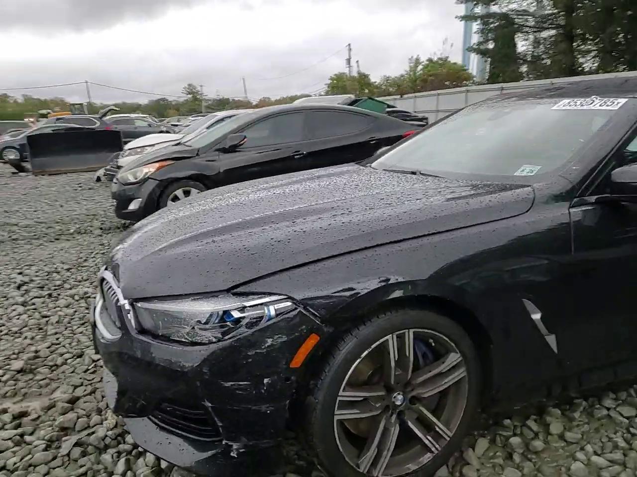 Фото: WBAGV4C07RCN68743