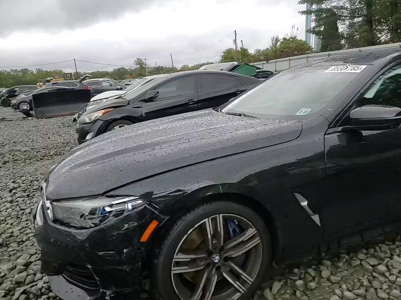 Фото: WBAGV4C07RCN68743