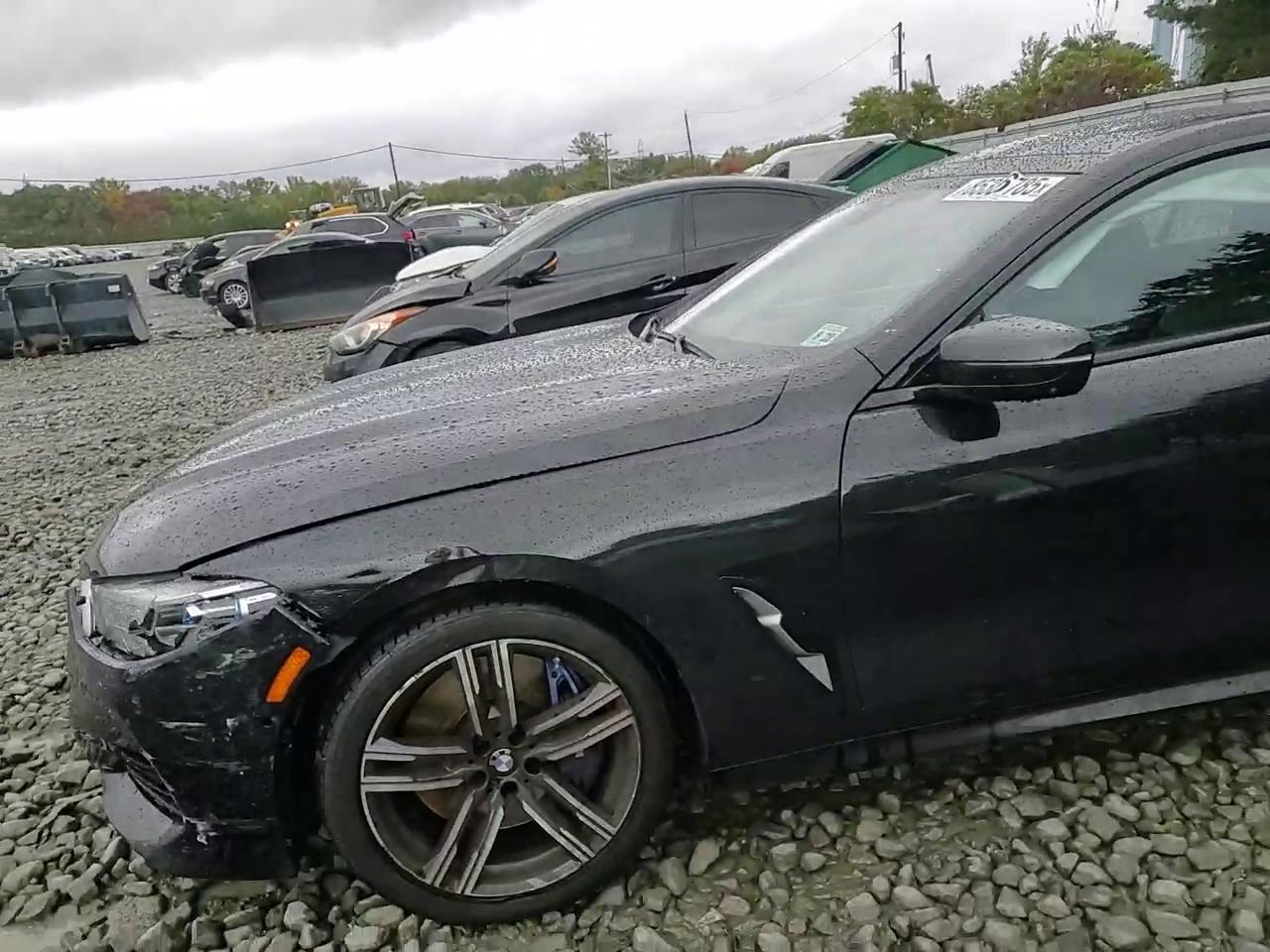 Фото: WBAGV4C07RCN68743