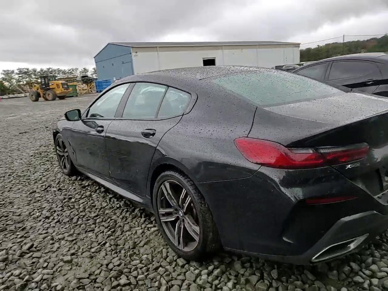 Фото: WBAGV4C07RCN68743