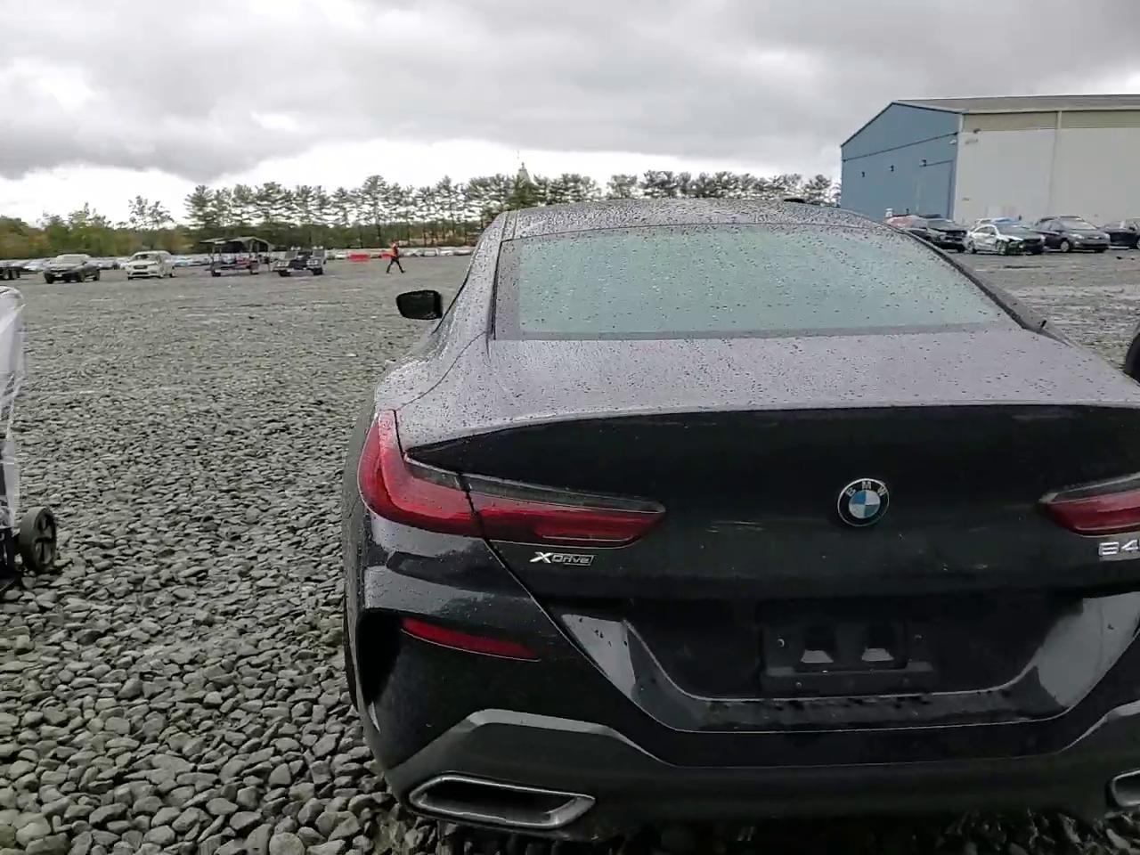 Фото: WBAGV4C07RCN68743