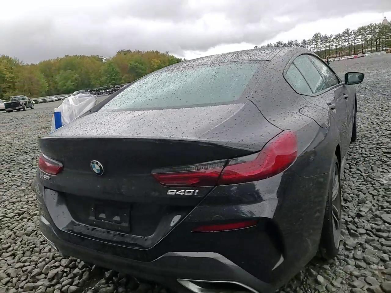 Фото: WBAGV4C07RCN68743