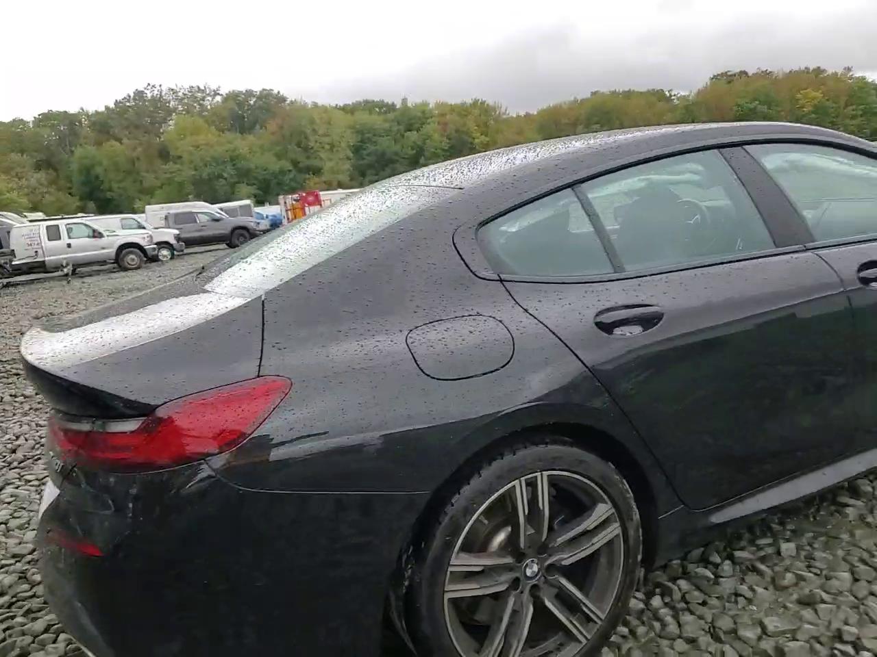 Фото: WBAGV4C07RCN68743