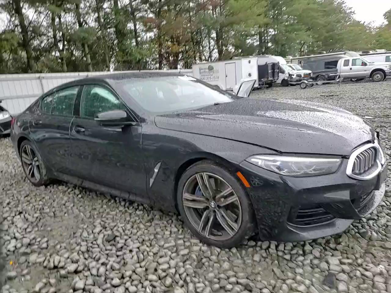 Фото: WBAGV4C07RCN68743