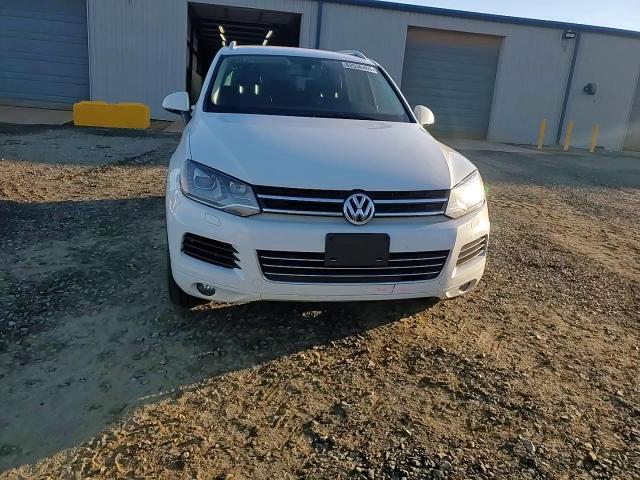 2014 Volkswagen Touareg V6 VIN: WVGEF9BP8ED011892 Lot: 82556465