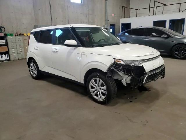 2022 Kia Soul Lx VIN: KNDJ23AU2N7830432 Lot: 81969185