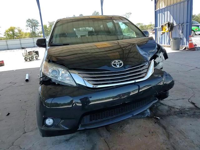 2017 Toyota Sienna Xle VIN: 5TDYZ3DC1HS826542 Lot: 82403485