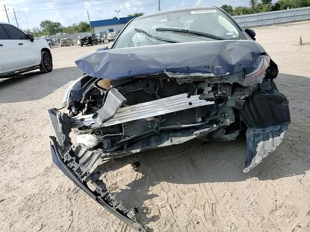 2016 Toyota Camry Le VIN: 4T1BF1FK8GU173169 Lot: 82228895