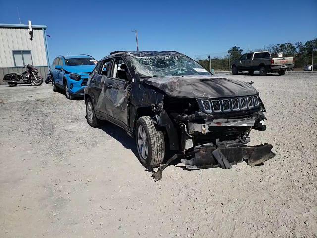 2019 Jeep Compass Latitude VIN: 3C4NJDBB5KT768538 Lot: 84698825