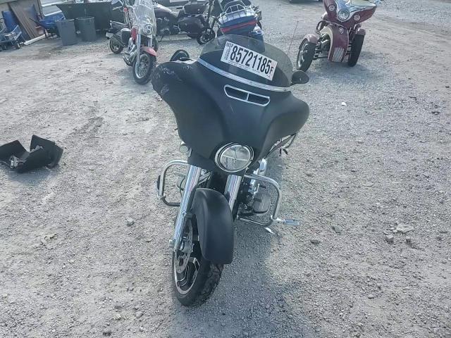 2017 Harley-Davidson Flhxs Street Glide Special VIN: 1HD1KRC17HB668187 Lot: 85721185