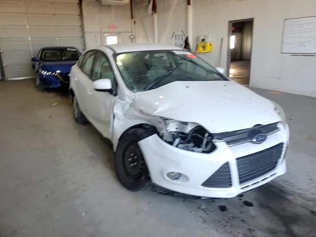 2012 Ford Focus Se VIN: 1FAHP3F20CL391104 Lot: 81938475