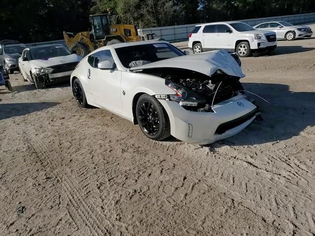 2018 Nissan 370Z Base VIN: JN1AZ4EH6JM572770 Lot: 85845695