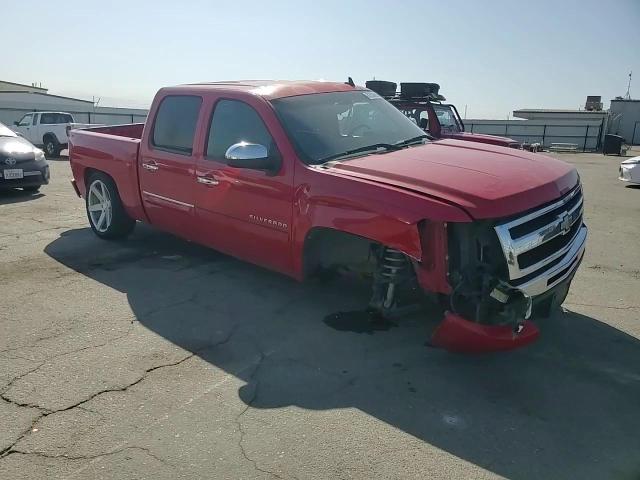 2011 Chevrolet Silverado C1500 Lt VIN: 3GCPCSE08BG155114 Lot: 81933885