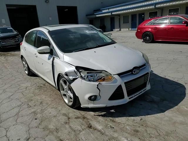 2013 Ford Focus Titanium VIN: 1FADP3N27DL181584 Lot: 82507925