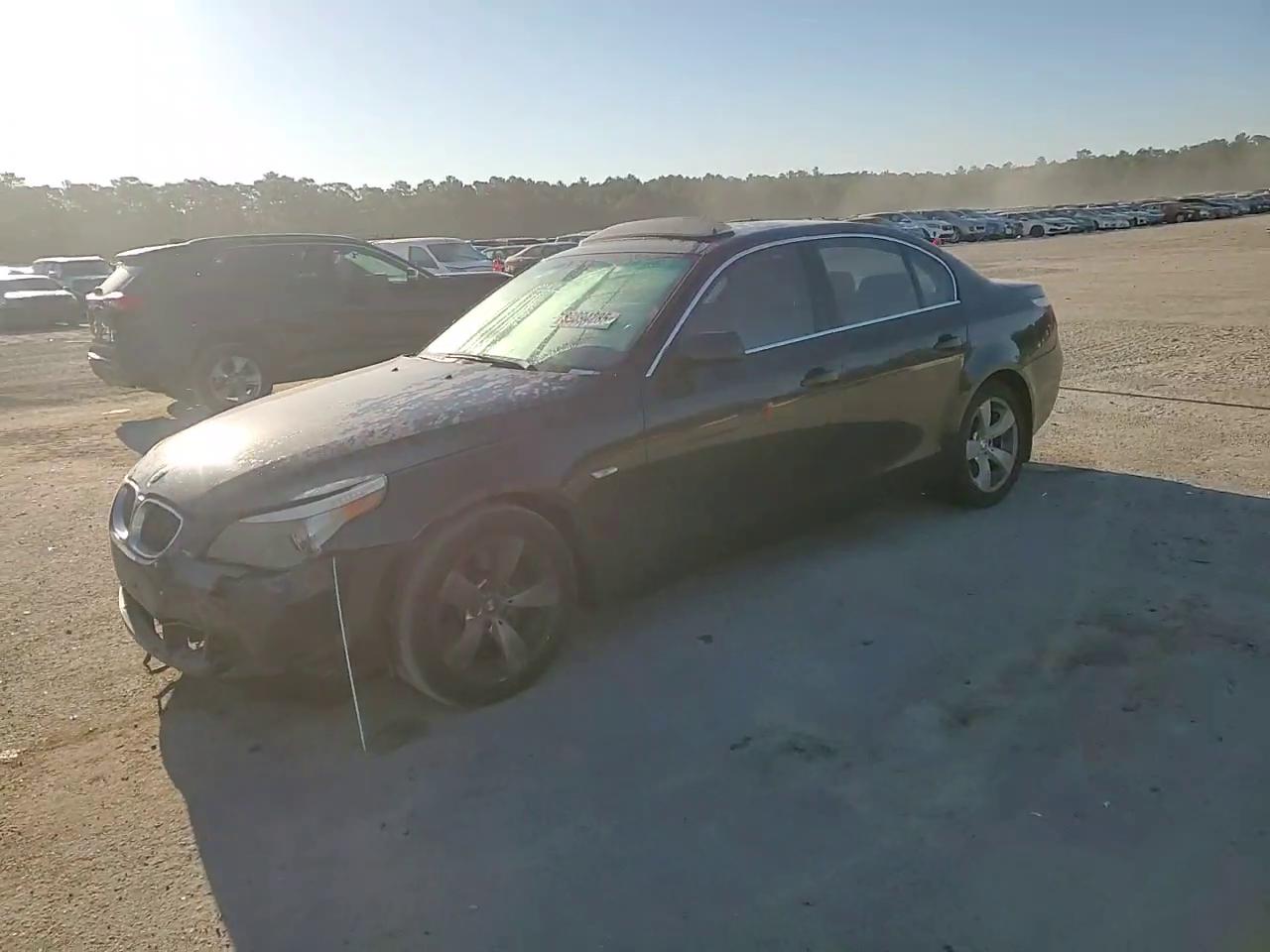 Фото: WBANE73547CM49954