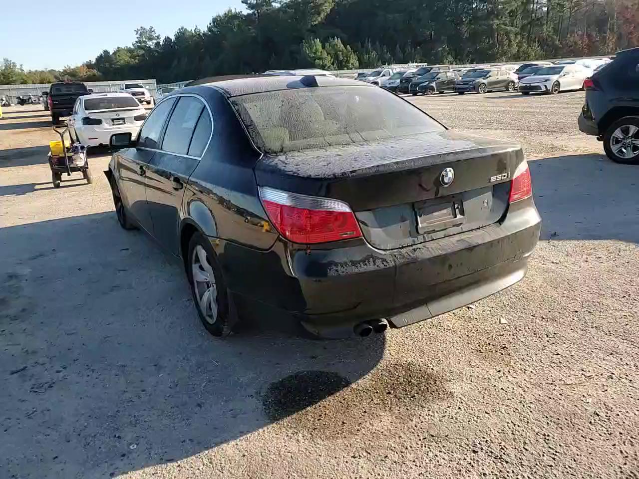 Фото: WBANE73547CM49954