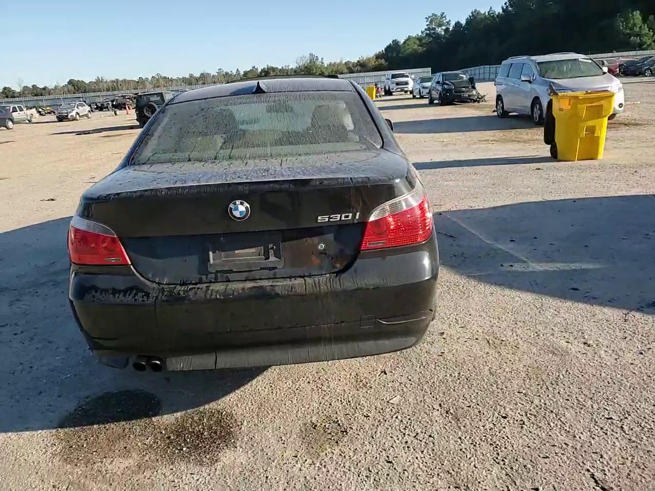 Фото: WBANE73547CM49954