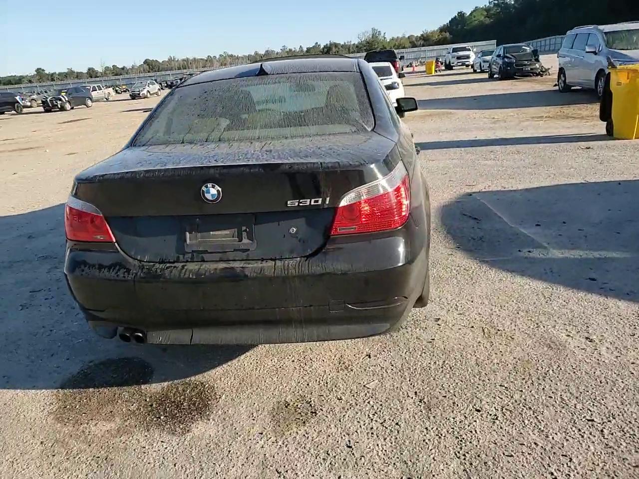 Фото: WBANE73547CM49954