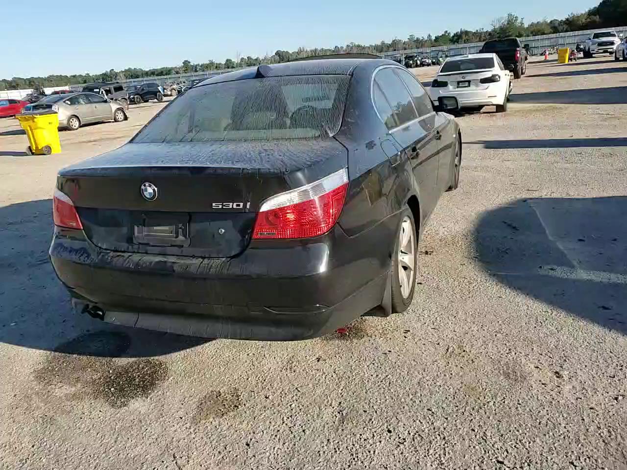 Фото: WBANE73547CM49954