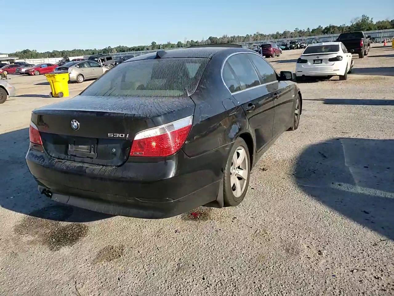 Фото: WBANE73547CM49954