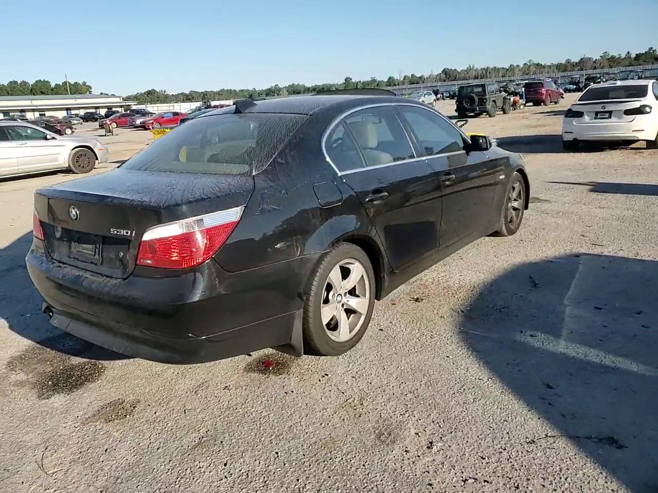 Фото: WBANE73547CM49954