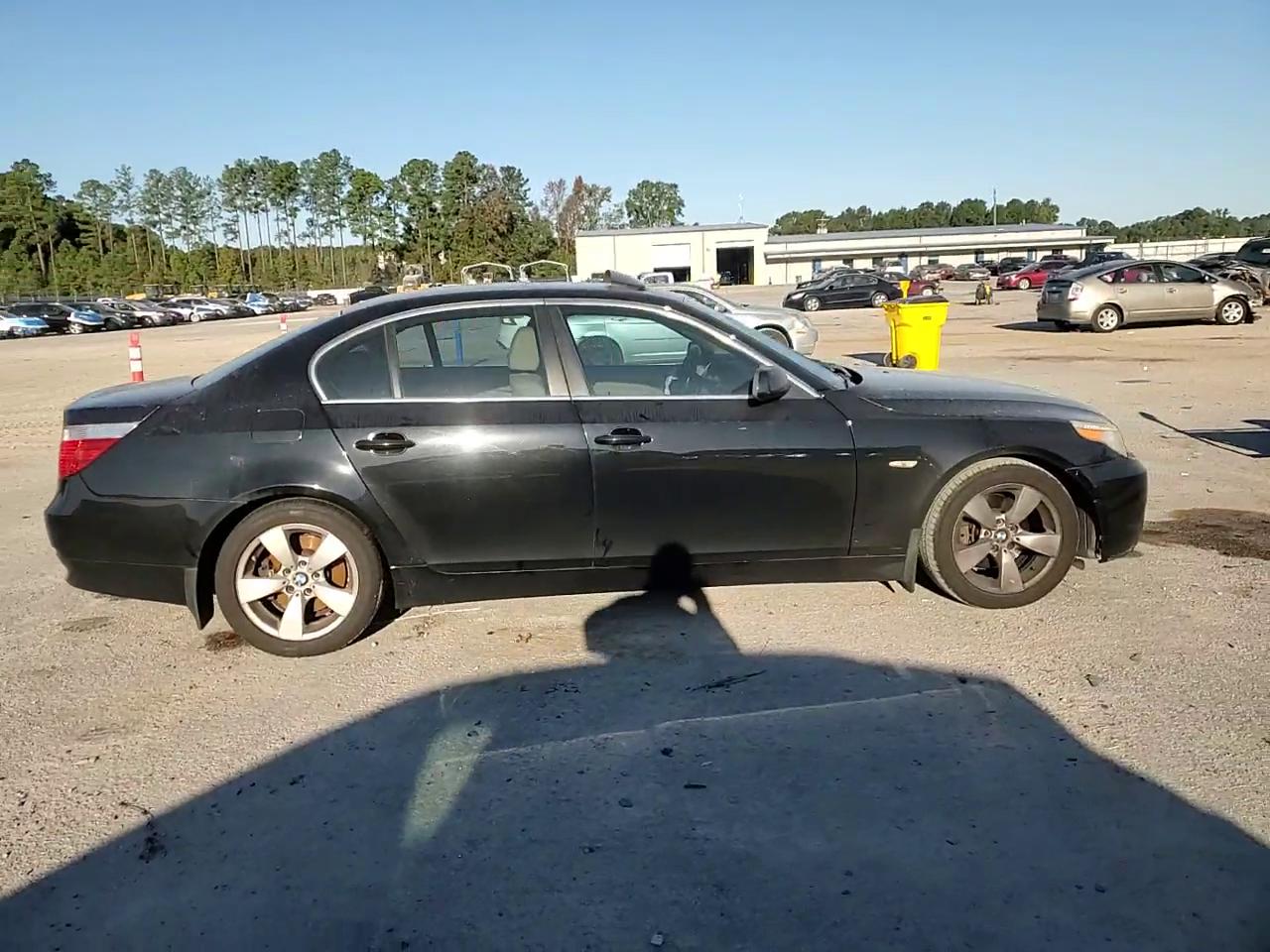 Фото: WBANE73547CM49954