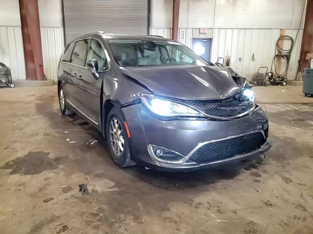2020 Chrysler Pacifica Touring L VIN: 2C4RC1BG8LR283885 Lot: 84952595