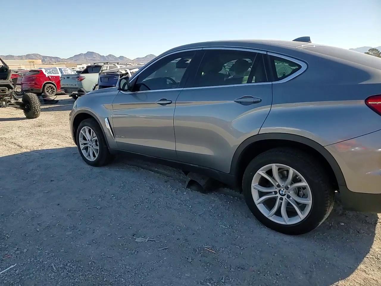 Фото: 5UXKU0C56G0F92357