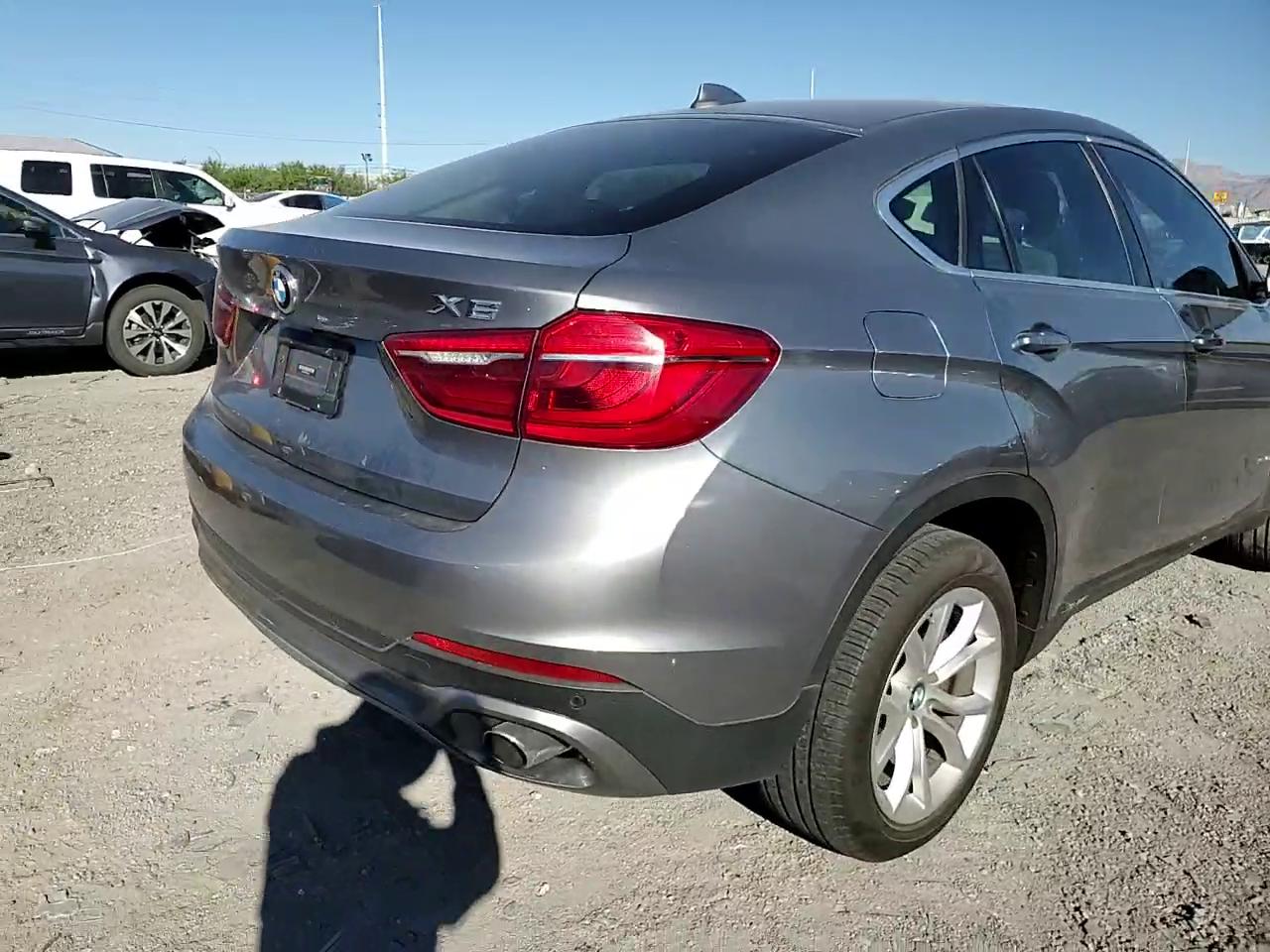 Фото: 5UXKU0C56G0F92357