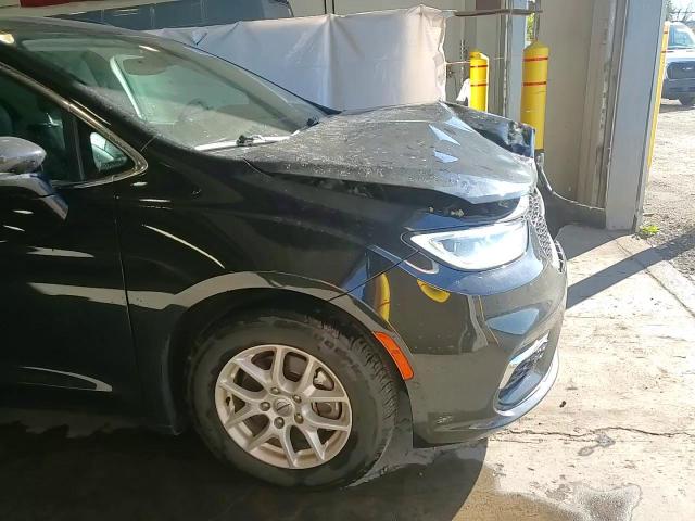 2021 Chrysler Pacifica Touring L VIN: 2C4RC1BG5MR561188 Lot: 84438675