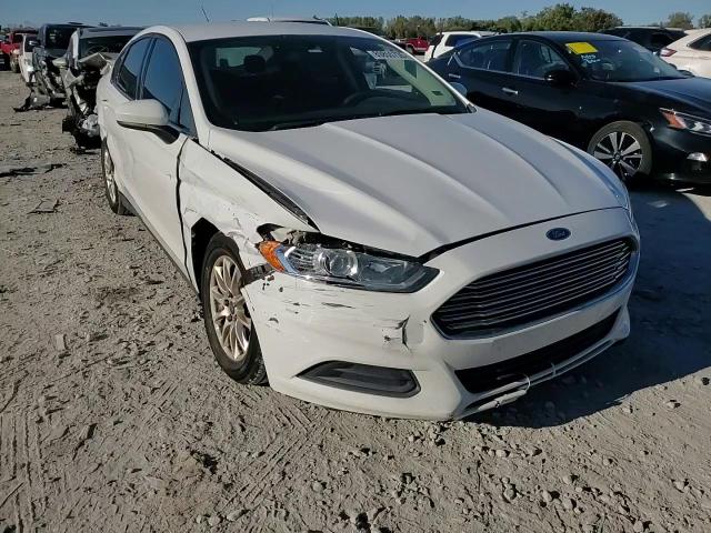 2015 Ford Fusion S VIN: 3FA6P0G78FR153880 Lot: 89855735