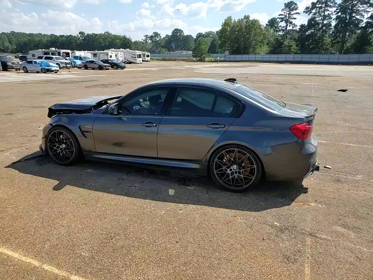 Фото: WBS8M9C50J5J79575