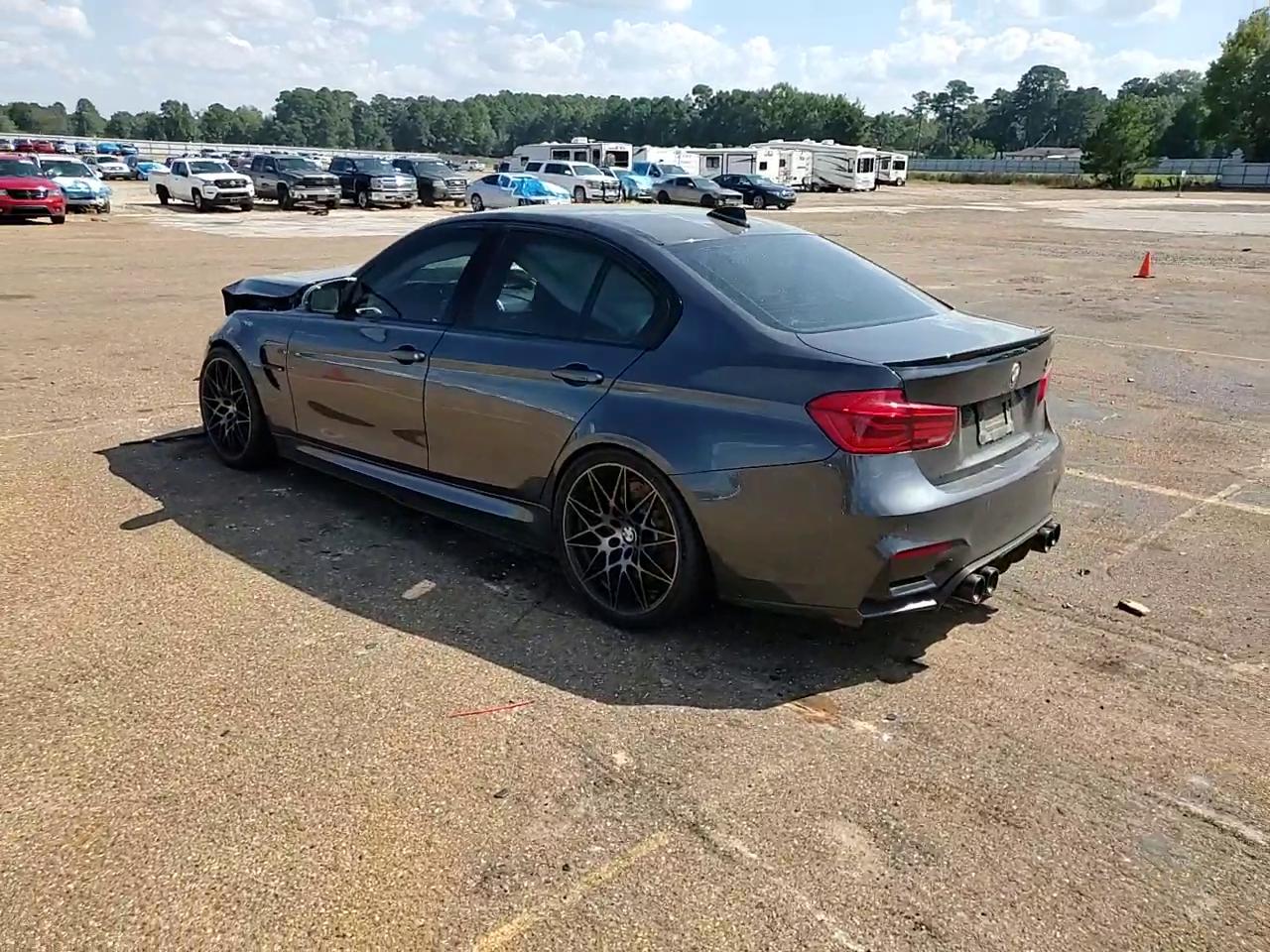 Фото: WBS8M9C50J5J79575