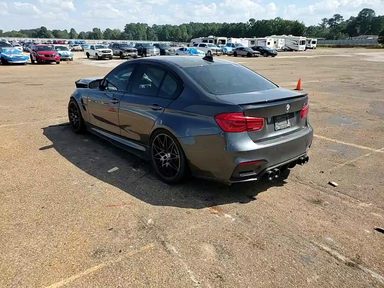 Фото: WBS8M9C50J5J79575