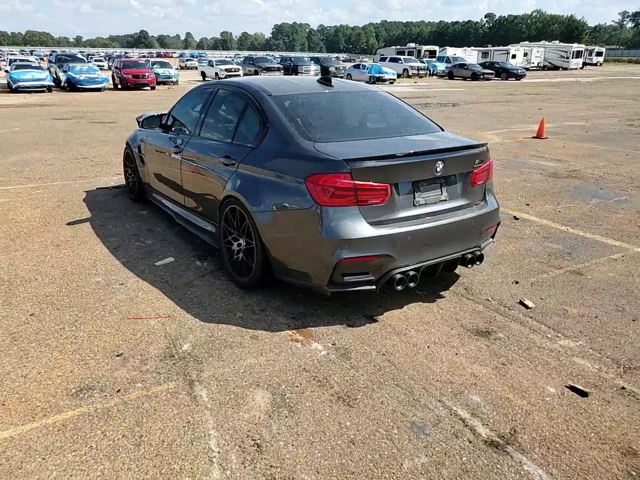 Фото: WBS8M9C50J5J79575