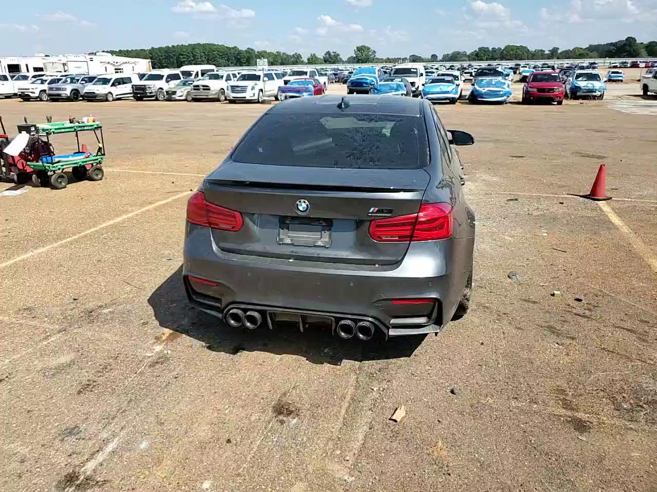 Фото: WBS8M9C50J5J79575