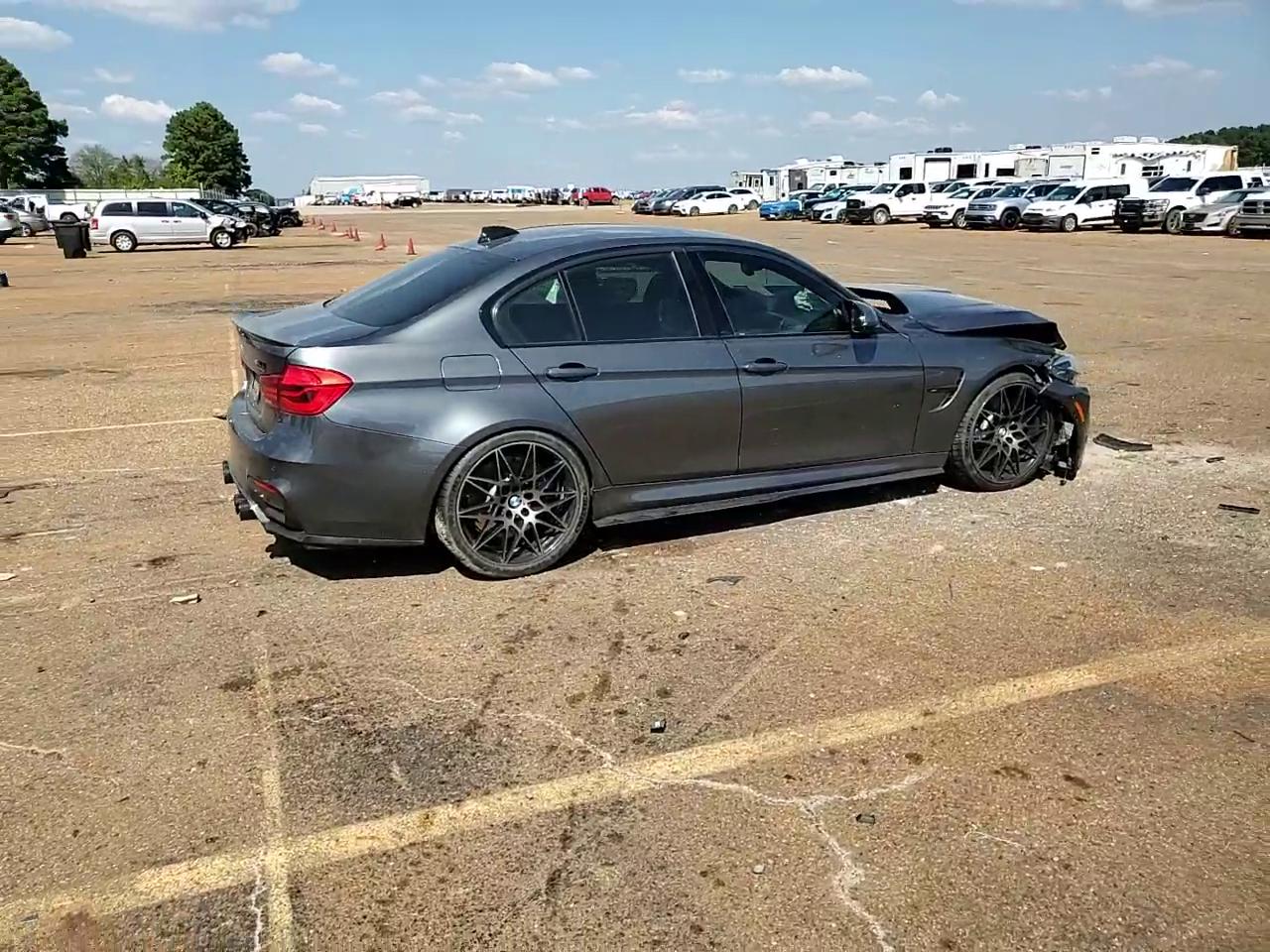 Фото: WBS8M9C50J5J79575