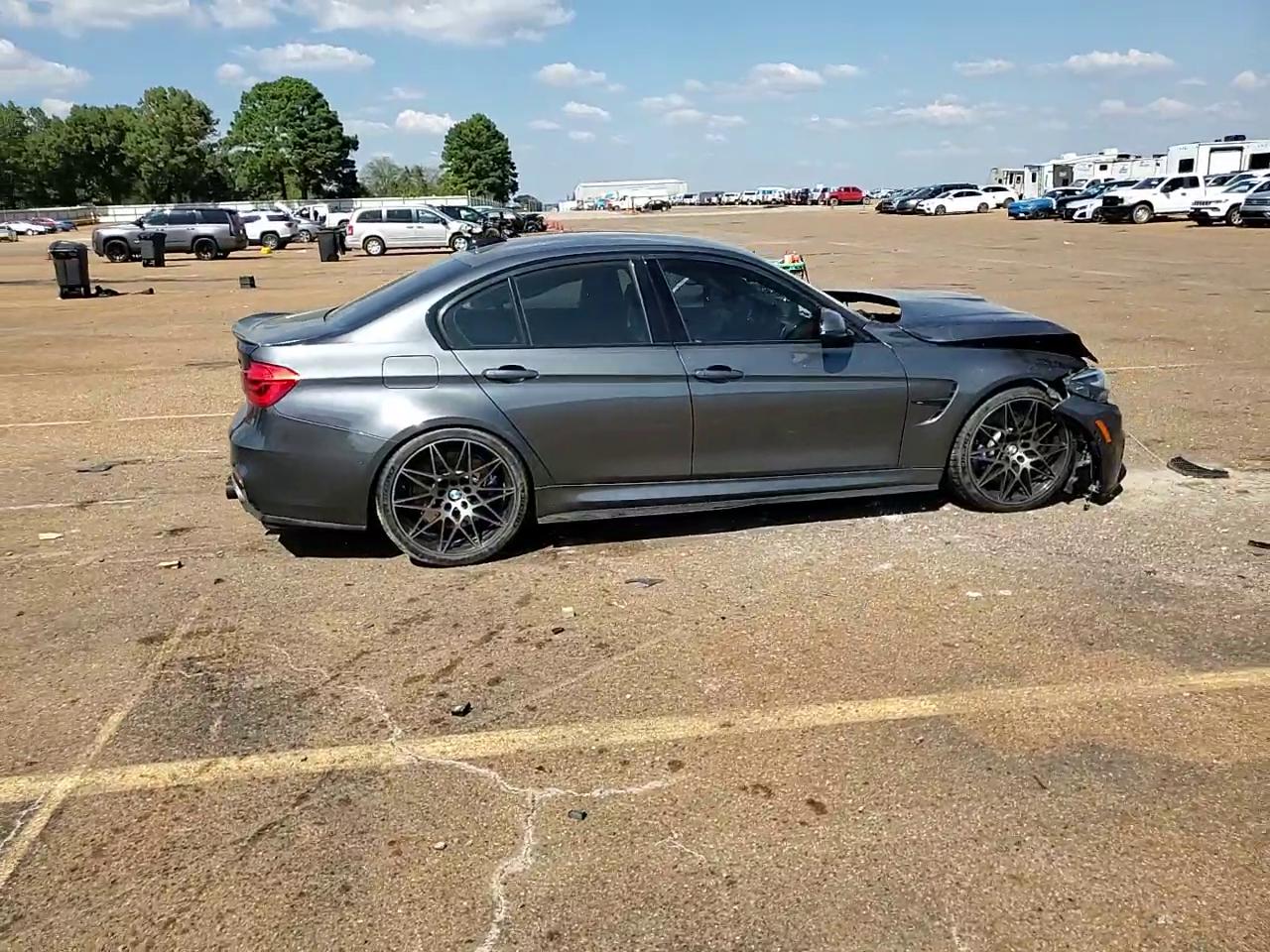 Фото: WBS8M9C50J5J79575