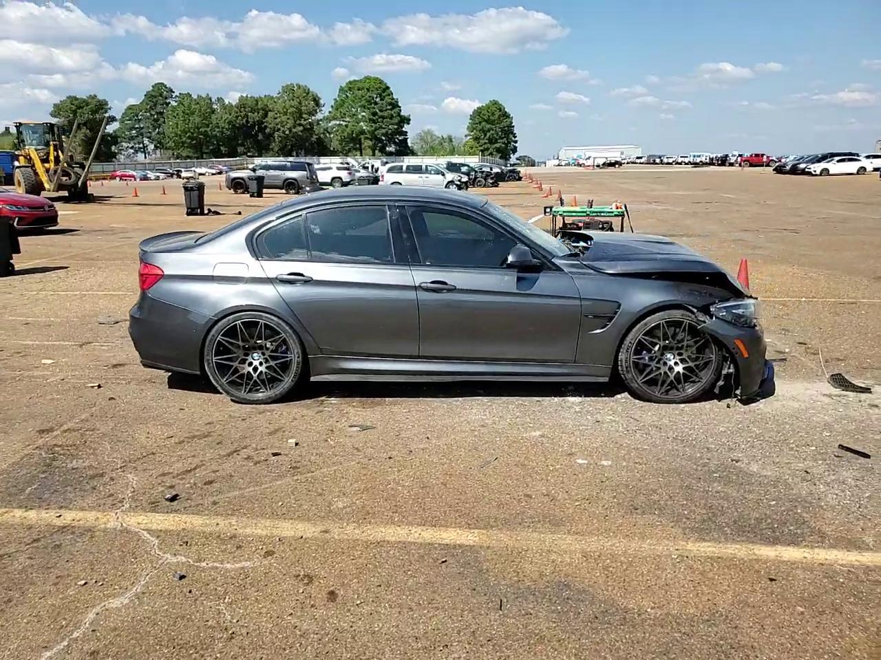 Фото: WBS8M9C50J5J79575