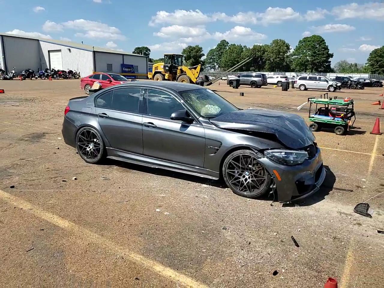 Фото: WBS8M9C50J5J79575