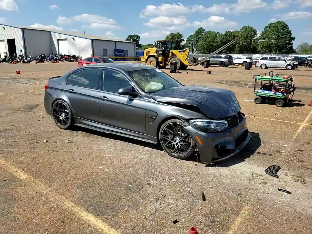 Фото: WBS8M9C50J5J79575