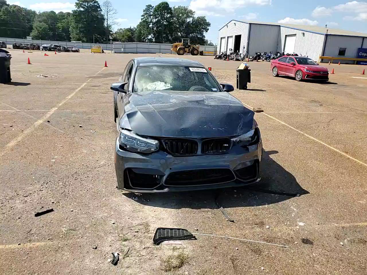 Фото: WBS8M9C50J5J79575