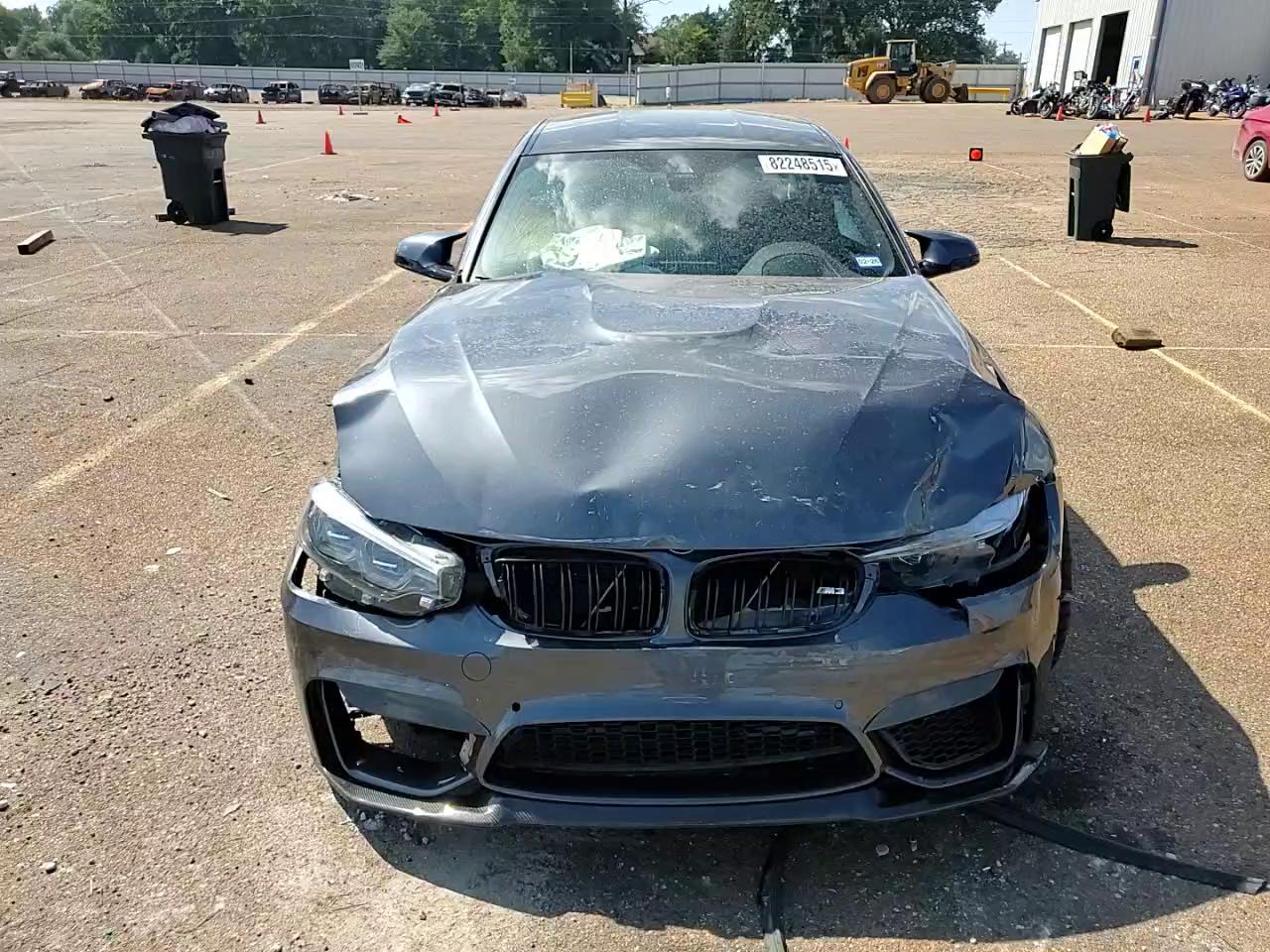 Фото: WBS8M9C50J5J79575