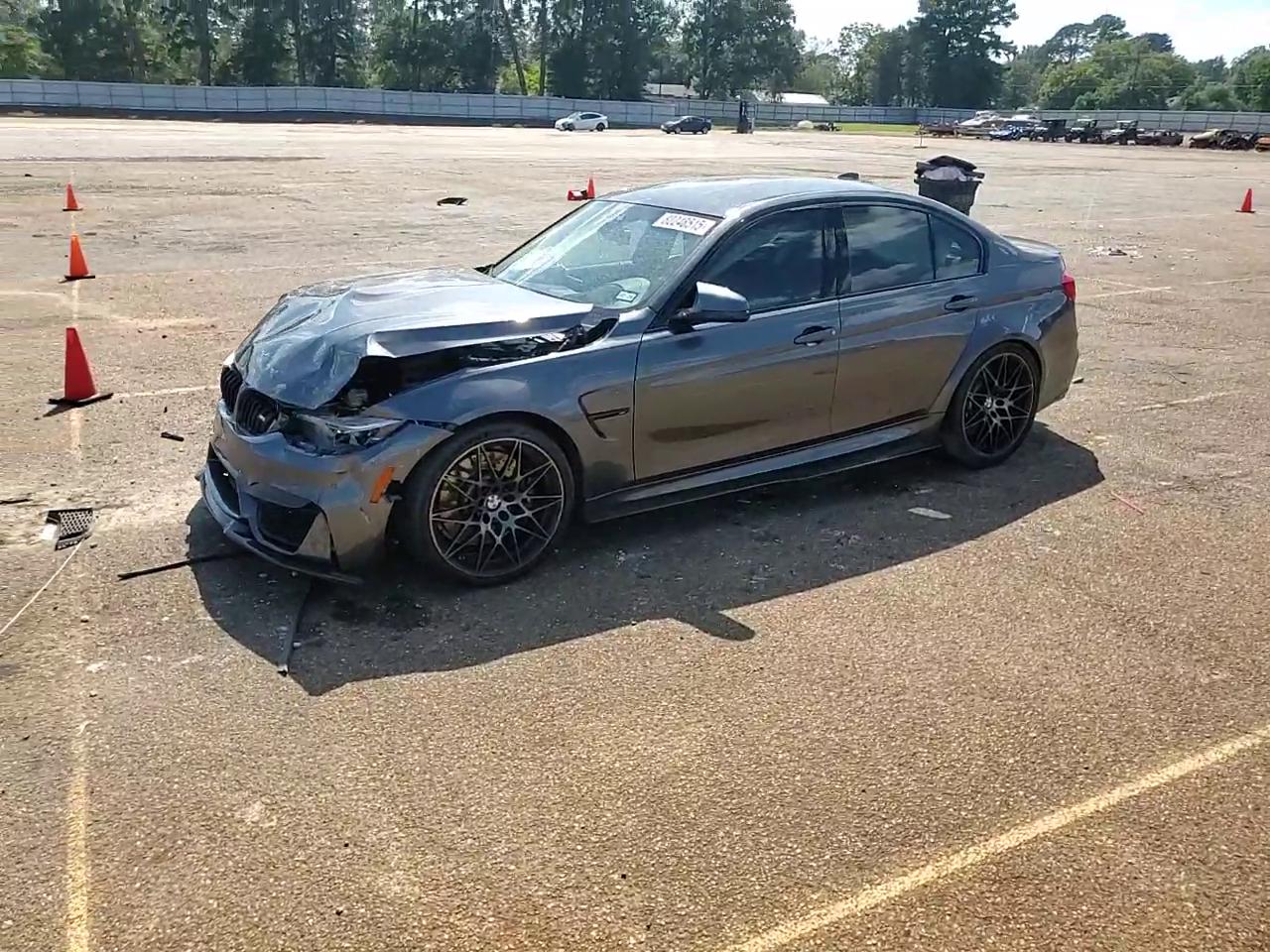 Фото: WBS8M9C50J5J79575