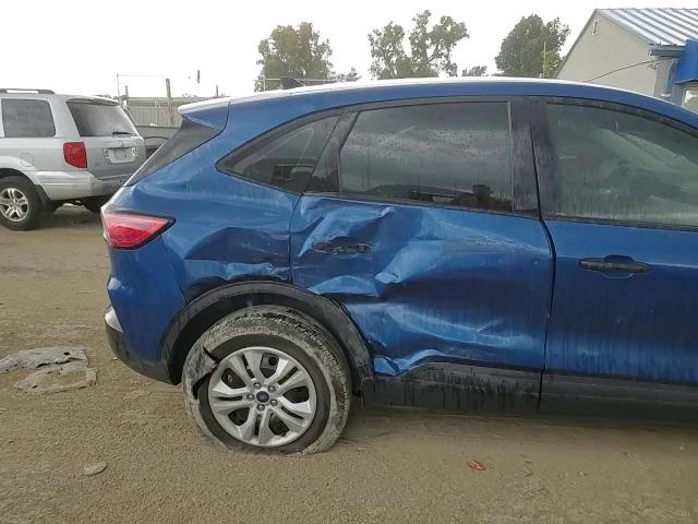 2022 Ford Escape S VIN: 1FMCU0F62NUB51107 Lot: 82252555