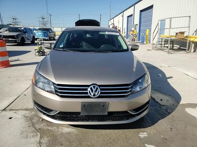 2015 Volkswagen Passat Se VIN: 1VWBS7A33FC018842 Lot: 86269175