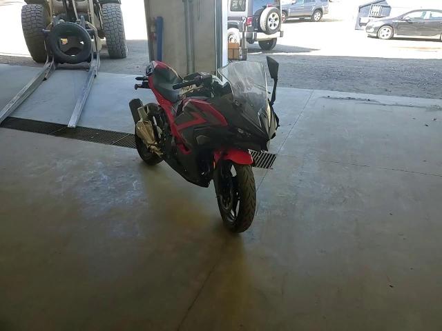 2025 Kawasaki Ex500 A VIN: ML5EXGJ11SDA56331 Lot: 84944505